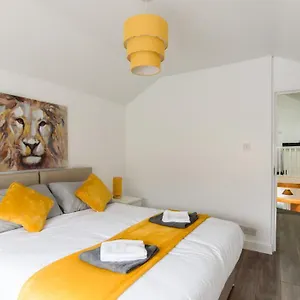  Apartment Salisbury Road By Promise